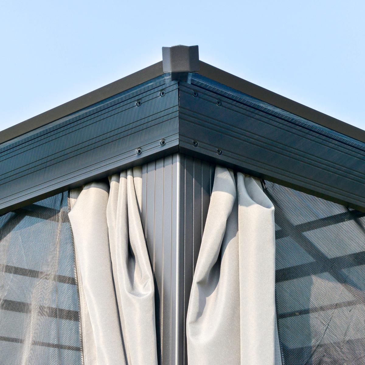Hardtop Gazebo With UV Resistant Polycarbonate Roof
